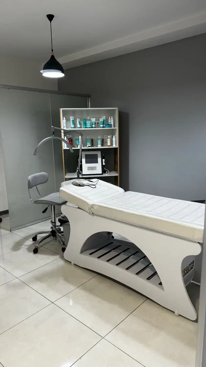 اجاره لاین در کلینیک زیبایی|اجارهٔ دفتر کار، اتاق اداری، مطب|اصفهان, ملک|دیوار