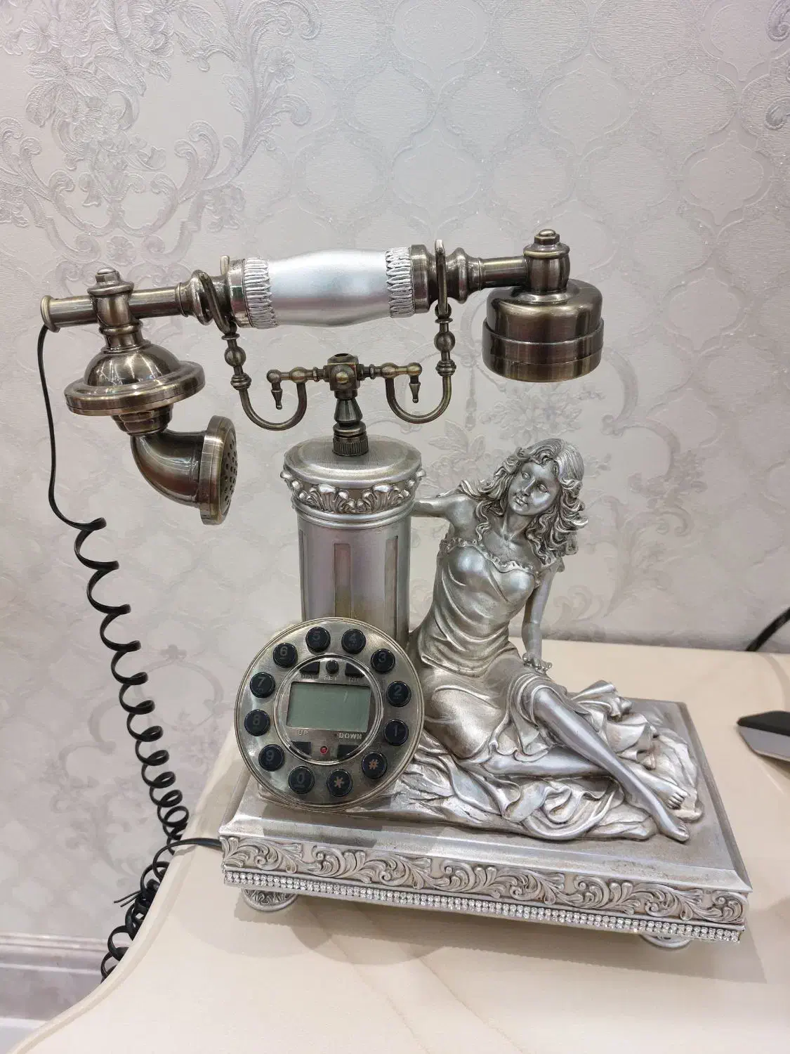 تلفن زیبا و شیک و دکوری|صنایع دستی و سایر لوازم تزئینی|اردبیل, |دیوار