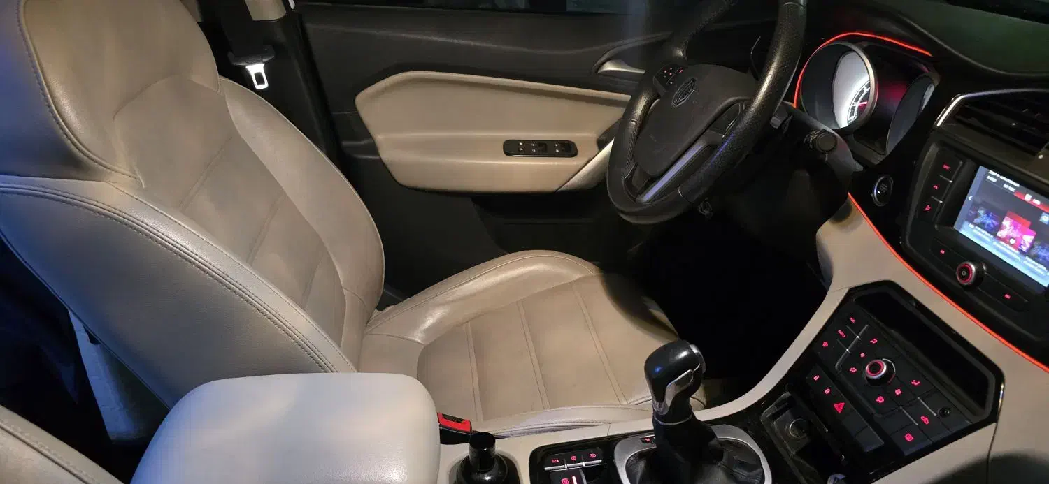 ام جی GS|خودرو سواری و وانت|تهران, میدان ولیعصر|دیوار