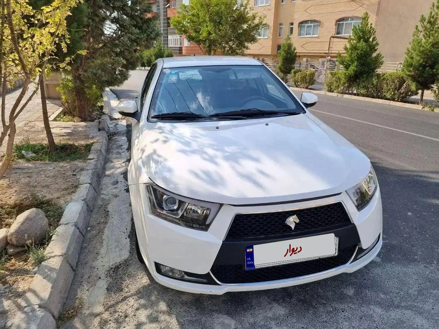 دنا پلاس ۱۴۰۲ بدون رنگ و بدون نقطه کم کار|خودرو سواری و وانت|تبریز, |دیوار