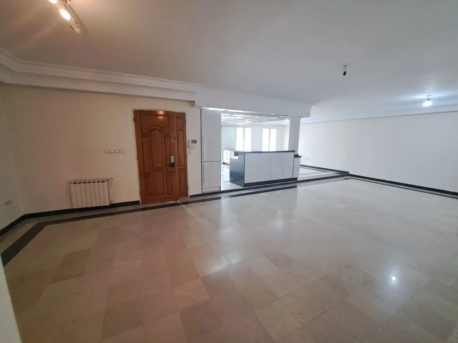 اجاره آپارتمان دولت ۱۶۰ متر ۳ خواب (قابل تبدیل)|اجارهٔ آپارتمان|تهران, قلهک|دیوار