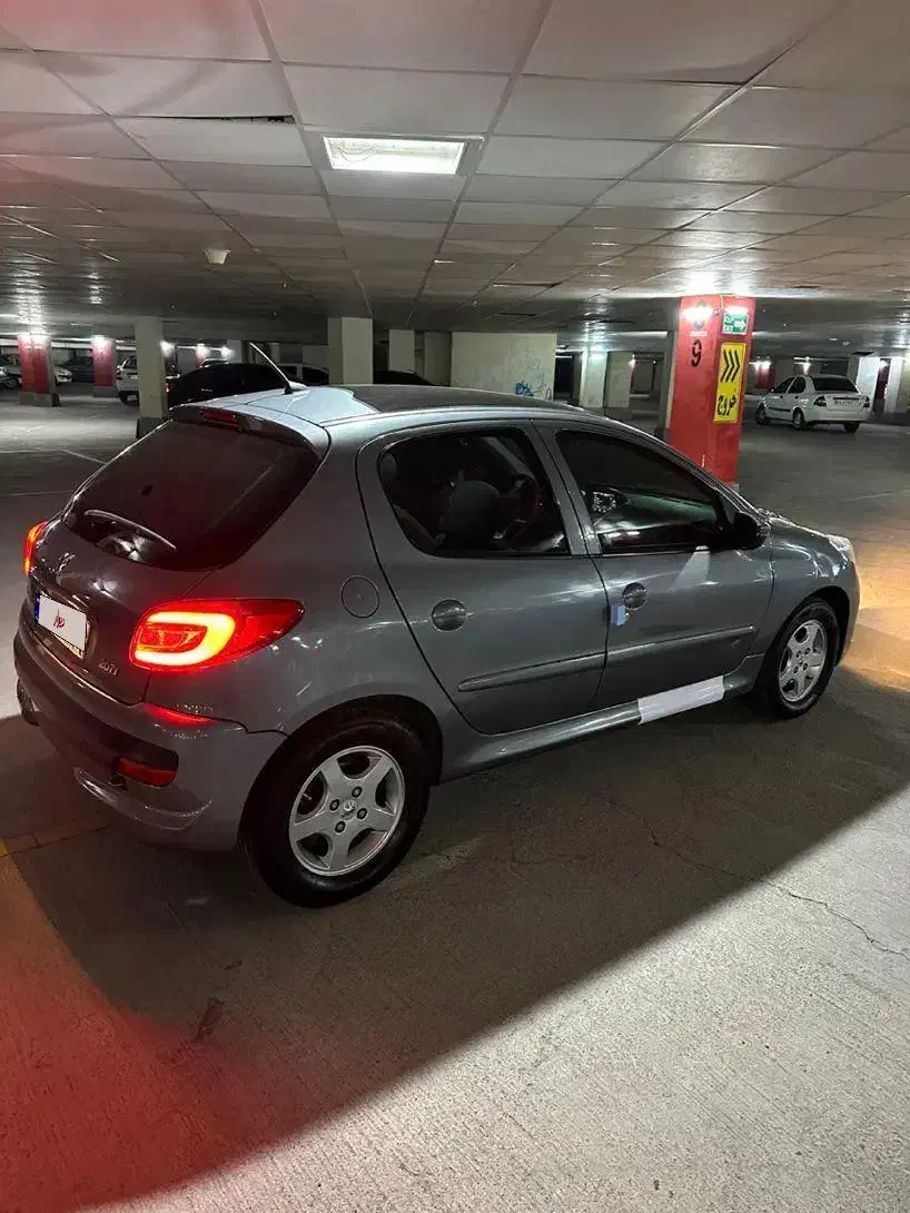 ۲۰۷ سقف شیشه ای مدل ۱۴۰۲|خودرو سواری و وانت|اندیشه, اندیشه فاز ۴|دیوار