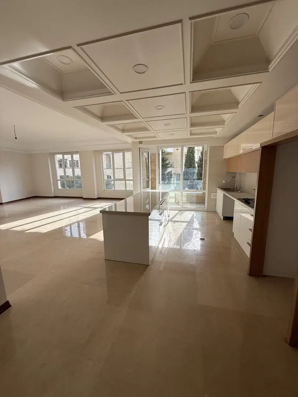 ۱۱۵ متر جردن/تاپ لوکیشن / فرصت استثنایی / طبقه ۴