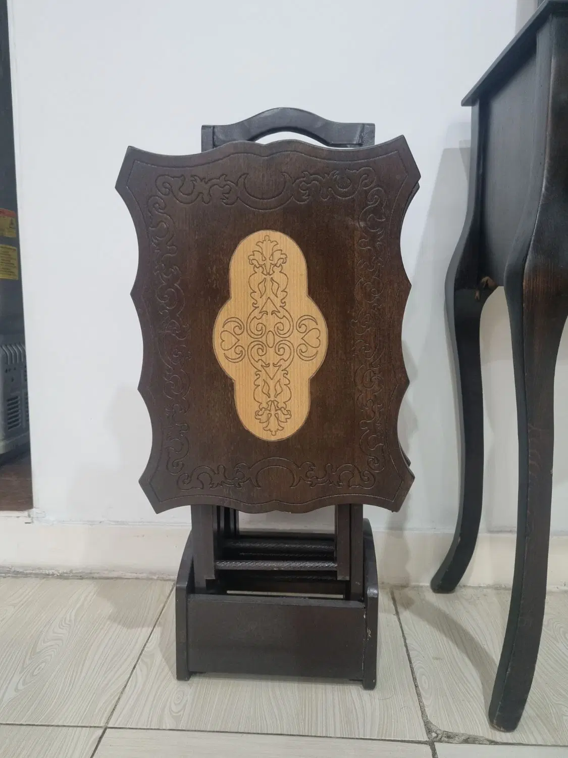 میز عسلی|میز تلفن|اهواز, کوی منابع طبیعی|دیوار