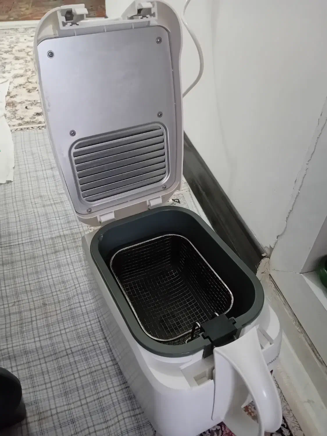 مینی سرخ کن کنووددرحد|اجاق گاز و لوازم برقی پخت‌وپز|قم, بنیاد|دیوار