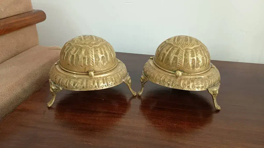 خاویار خوری برنزی اصل|کلکسیون اشیاء عتیقه|هشتگرد, شهرک پامچال|دیوار