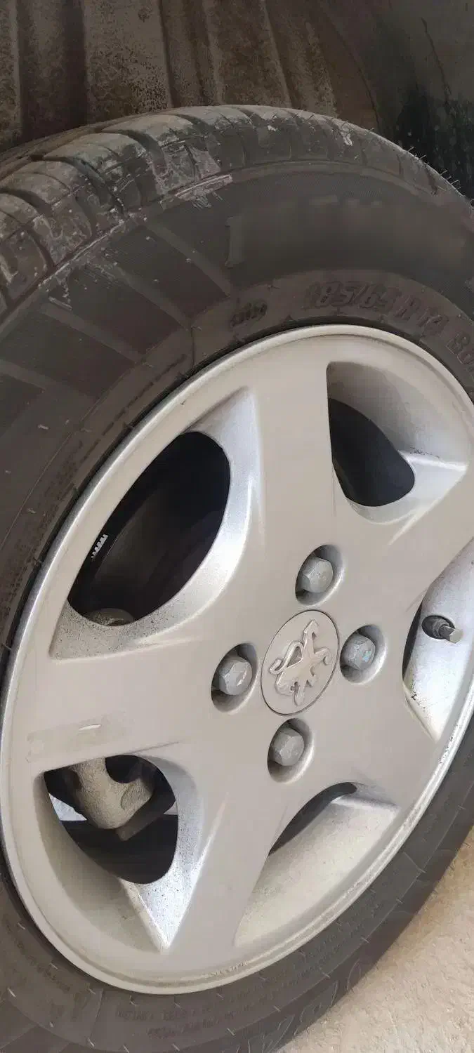 207مدل ۱۴۰۳|خودرو سواری و وانت|کوهدشت, |دیوار