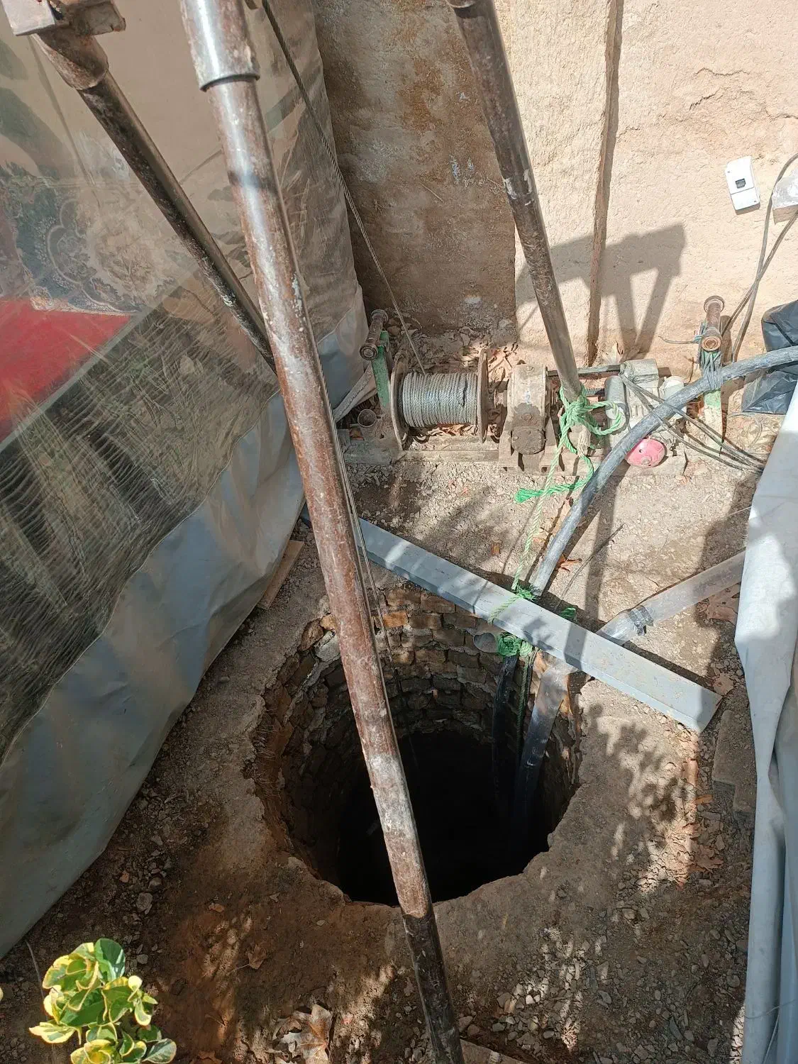 چاه آب مغنی|خدمات پیشه و مهارت|مشهد, وکیل‌آباد|دیوار