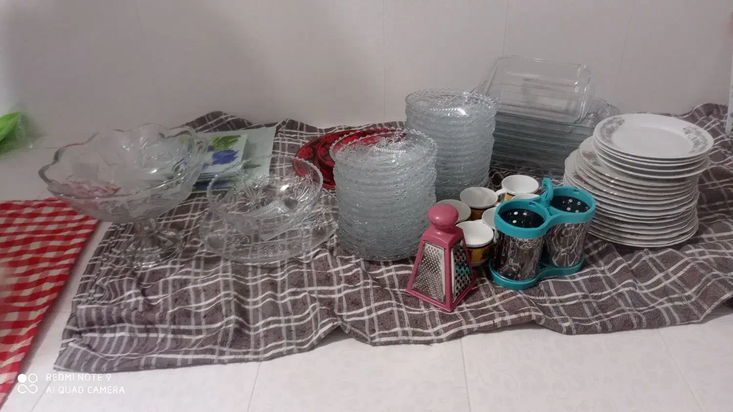 رنده دستی سه کاره و ظرف شیشه ای|ظروف پختوپز|بوکان, |دیوار