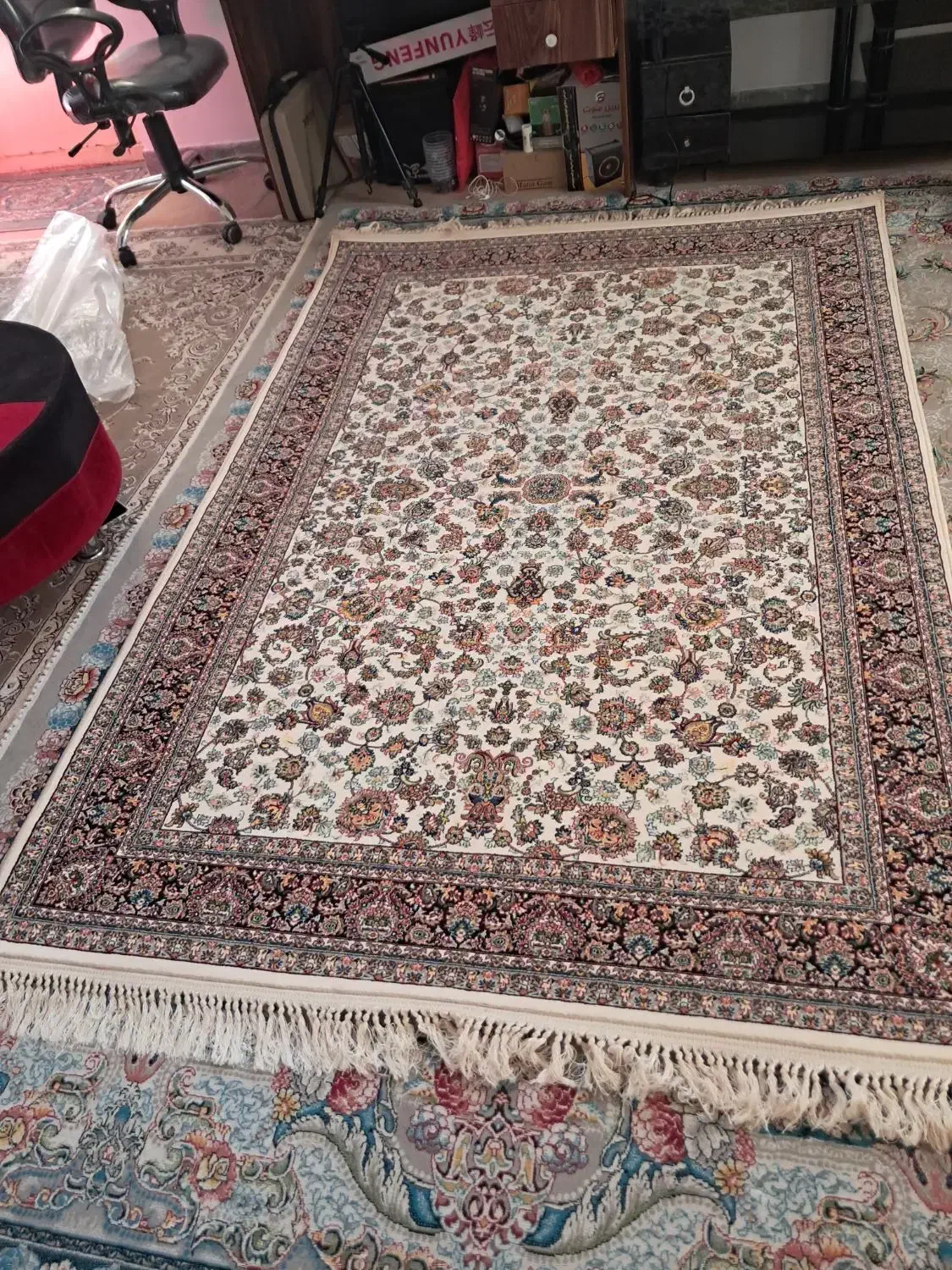 فروش فرش ۴ متری آکریلیک اصلا شید نکردیم|فرش|کاشان, الغدیر|دیوار