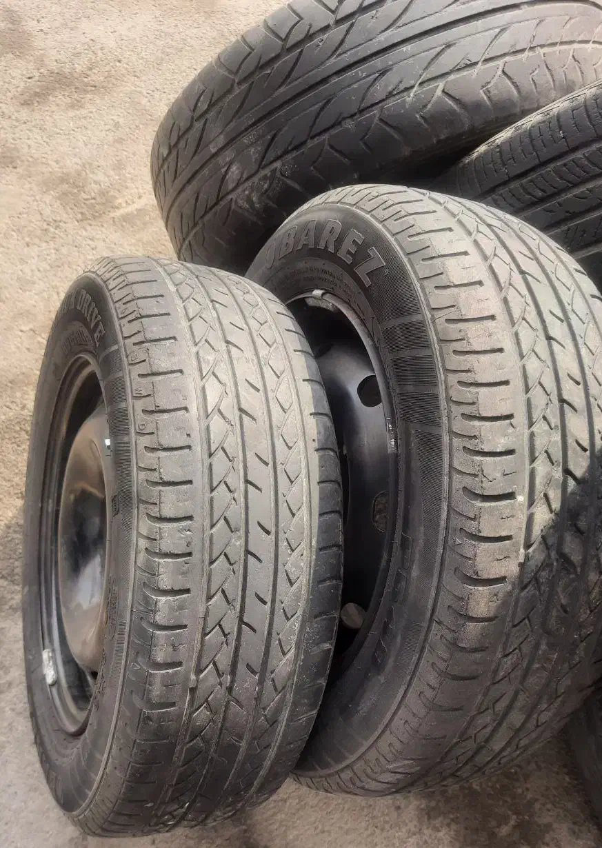 چهار حلقه رینگ و لاستیک ۱۴فابریک ایرانخودرو|قطعات یدکی و لوازم جانبی|قم, علی آباد سعدگان|دیوار