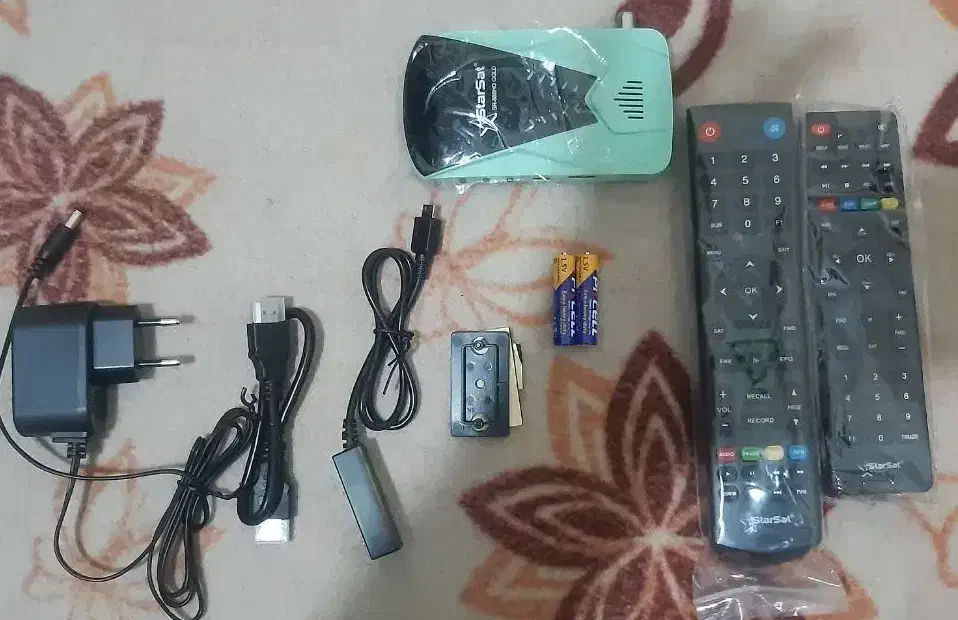 نصب وتنظیم تخصصی انواع آنتن با بالاترین کیفیت|خدمات پیشه و مهارت|دماوند, گیلاوند|دیوار