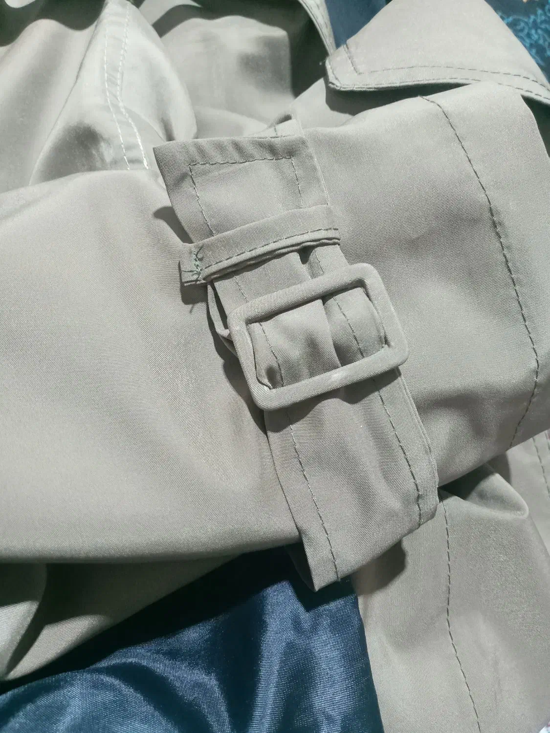 ترنج کت دانشجویی|لباس|تربت جام, کشتارگاه|دیوار