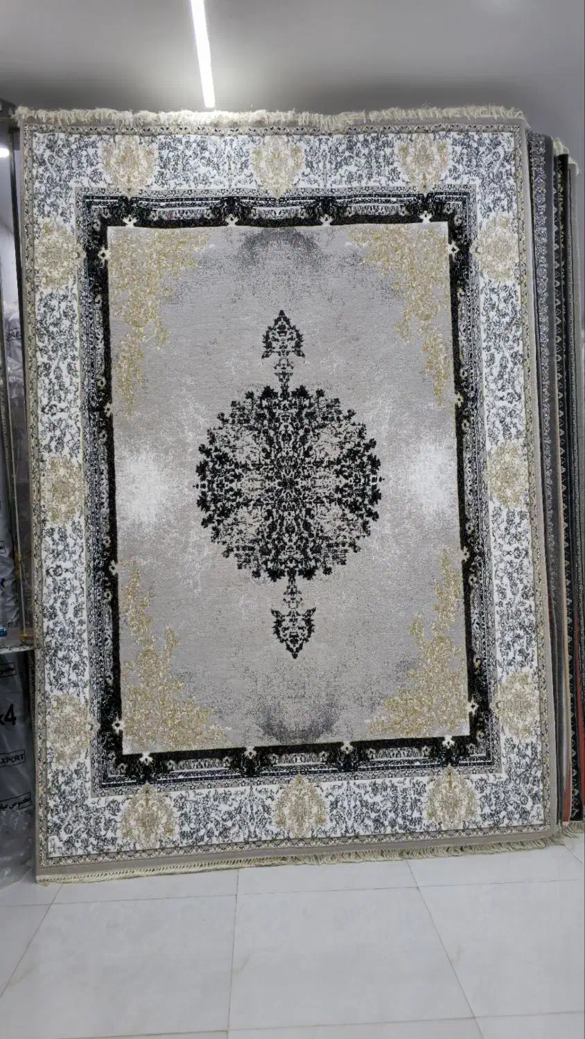 /فرش ویدا/|فرش|کرج, مصباح|دیوار