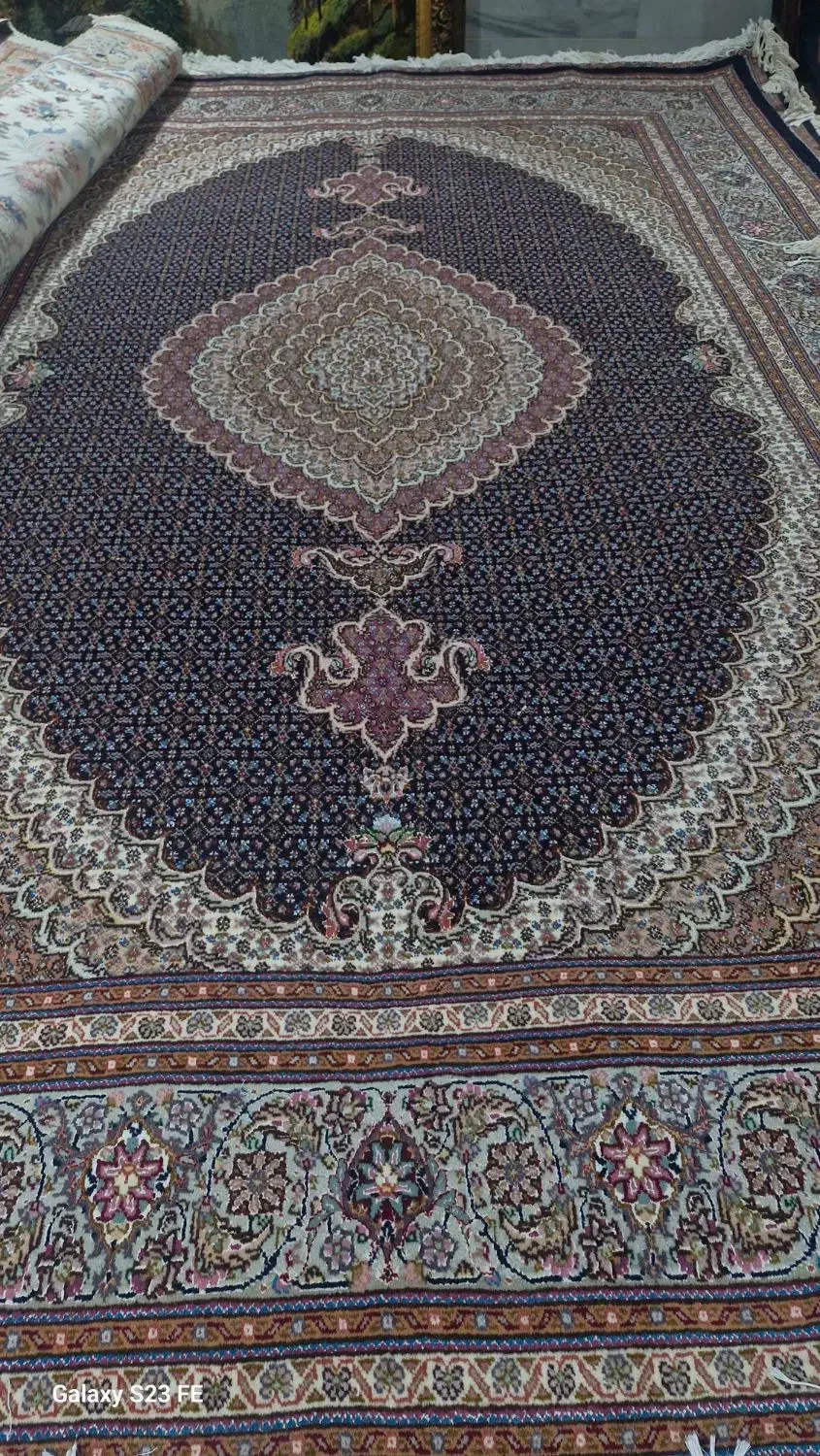 فرش دسبافت ماهی خوی|فرش|خوی, |دیوار