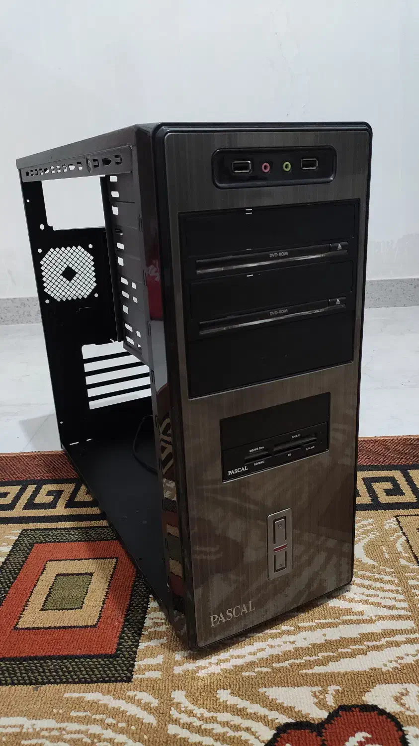 قاب کیس پاسکال|قطعات و لوازم جانبی رایانه|محمدشهر, شهرک پیام (مهرالبرز)|دیوار