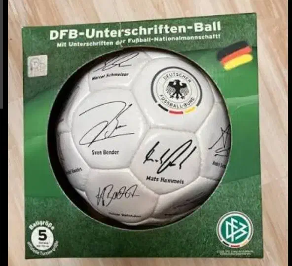 توپ فوتبال فول اورجینال|ورزش‌های توپی|بروجرد, |دیوار