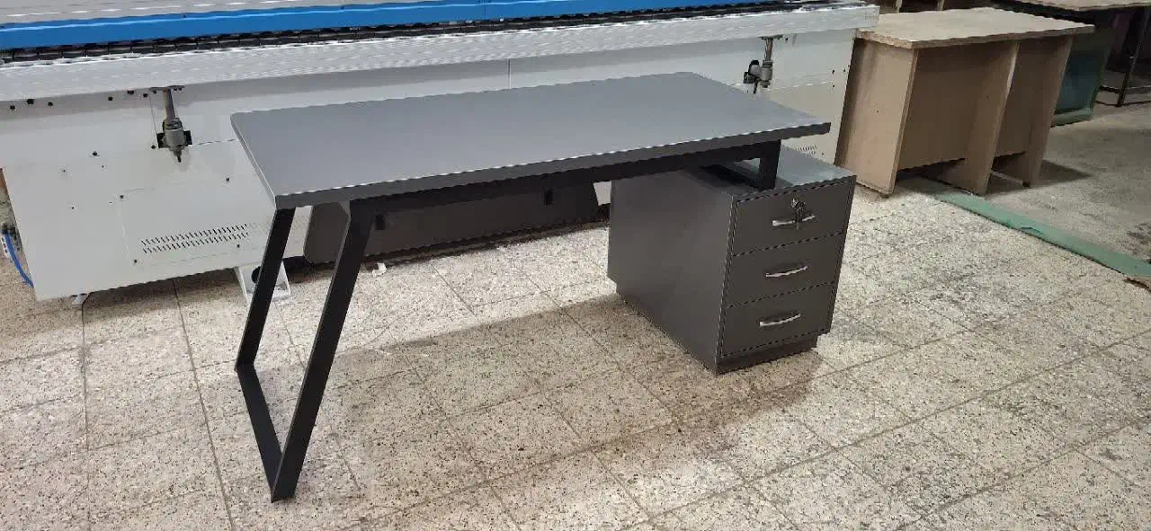 میز صندلی مدیرت وکنفرانس ومیز صندلی کامپیوتر|دفتر کار|مشهد, عامل|دیوار