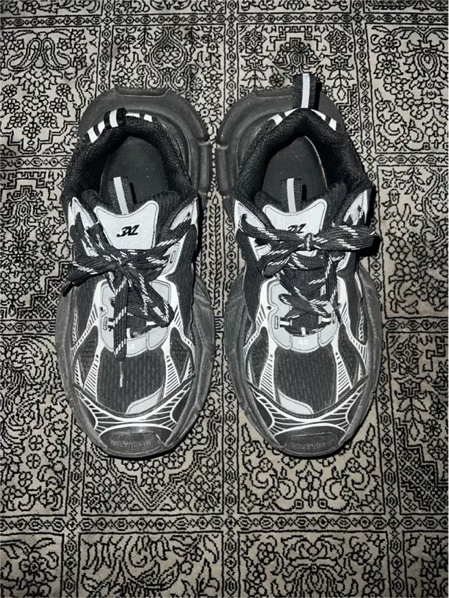 کفش بلنسیاگا 3xl|کیف، کفش، کمربند|لاهیجان, شیشه گران|دیوار