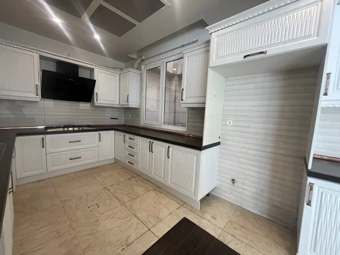 کامرانیه ۱۲۰ متر ۲ خ طبقه ۶ ویودار  شمال بسیارزیبا