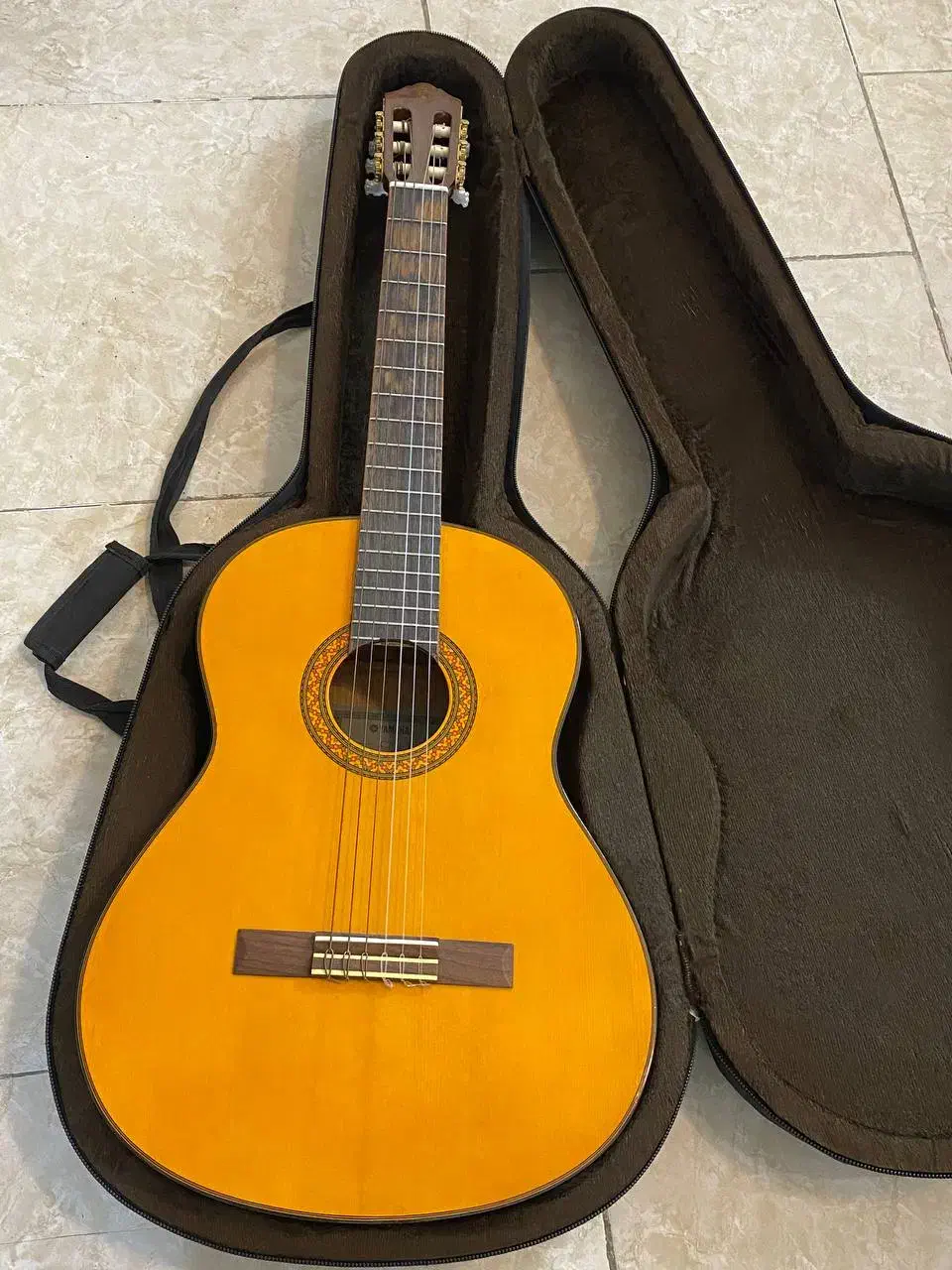 c70|گیتار، بیس، امپلیفایر|کرج, شهرک شهرداری|دیوار