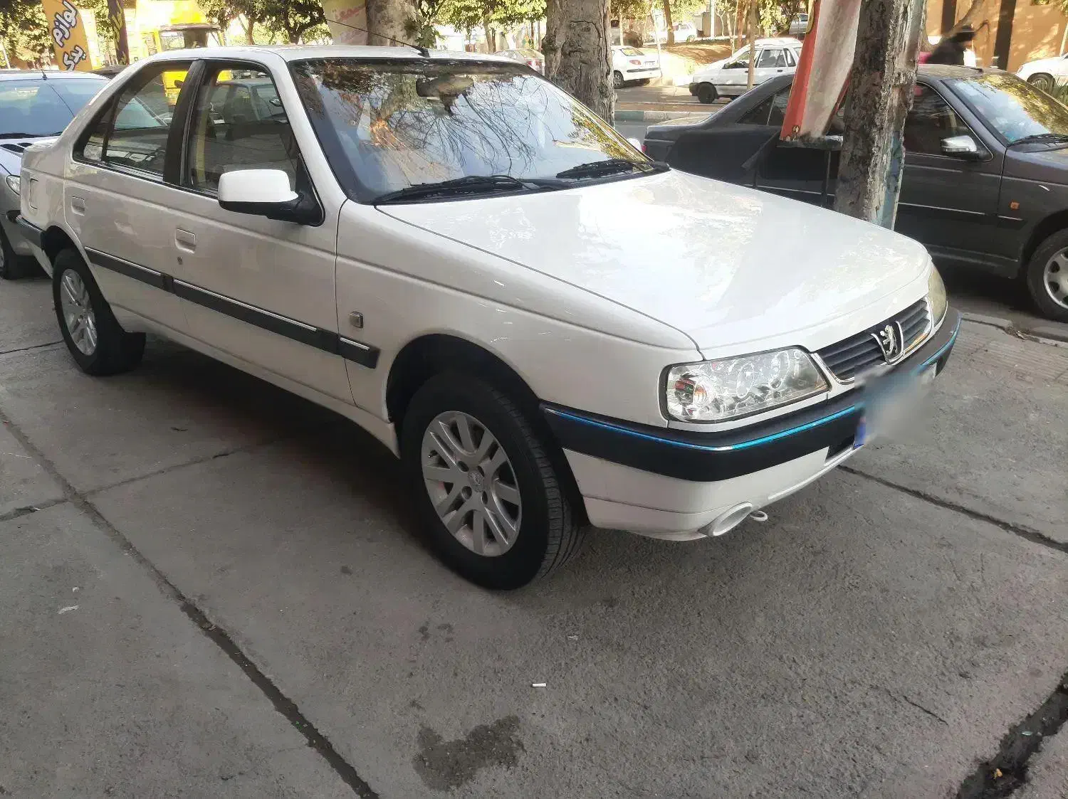 پژو slx موتور ۱۸۰۰ سفید|خودرو سواری و وانت|ری, صفاییه (چشمه علی)|دیوار