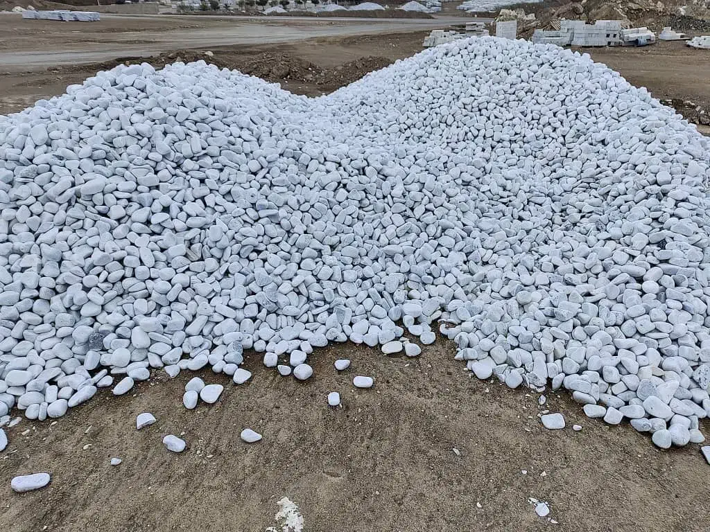 سنگ قلوه سفید/کوبیک/جدولی/ریگ/ مستقیم از دل معدن|عمده‌فروشی|نی‌ریز, |دیوار