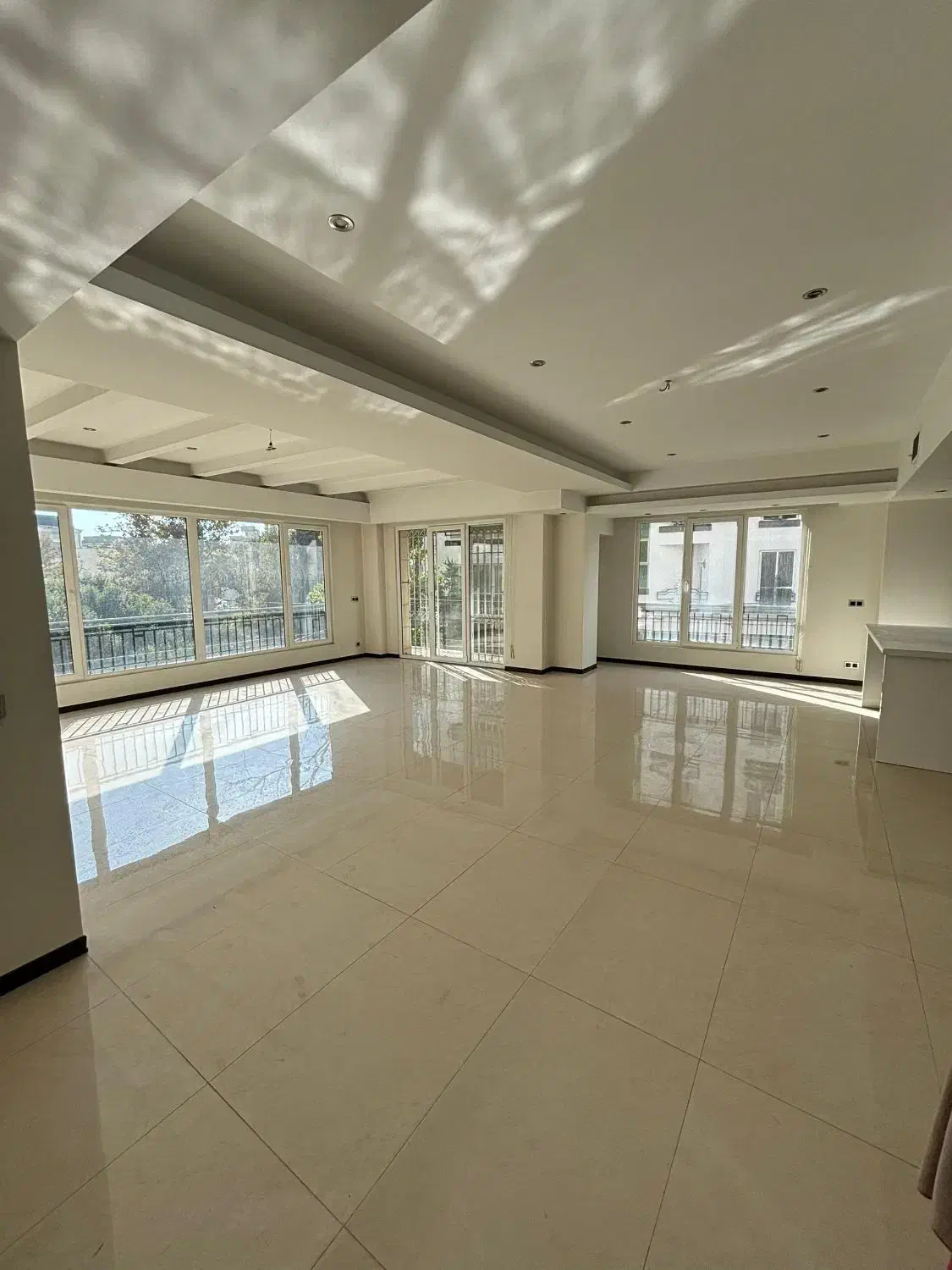 اوشان /۱۶۰متر -۳خوابه ۱ خواب مستر -تمدید طولانی|اجارهٔ آپارتمان|تهران, شهرک گلها|دیوار