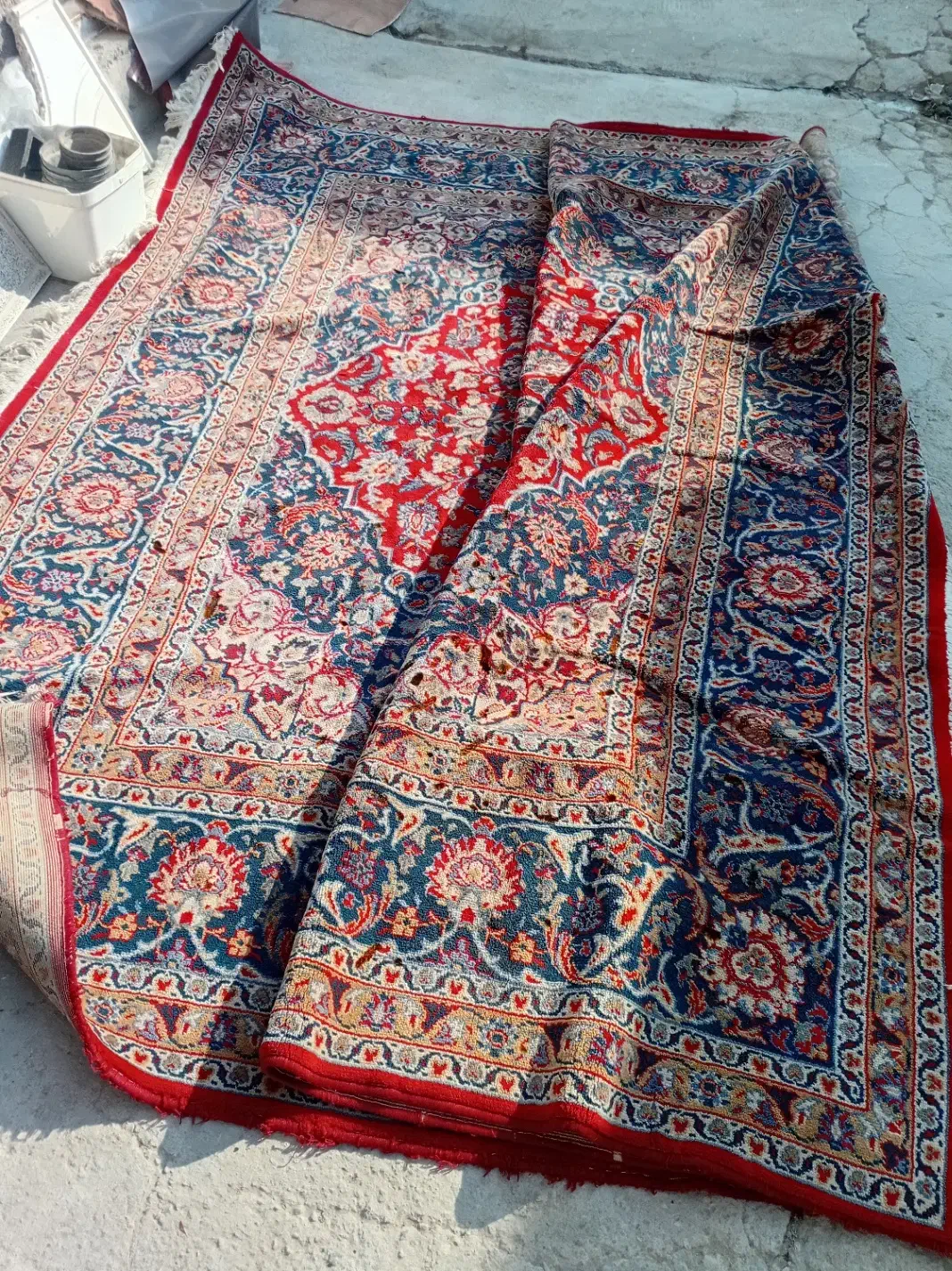 فرش نه متری ششصد و هشتاد تومان.|فرش|تبریز, |دیوار