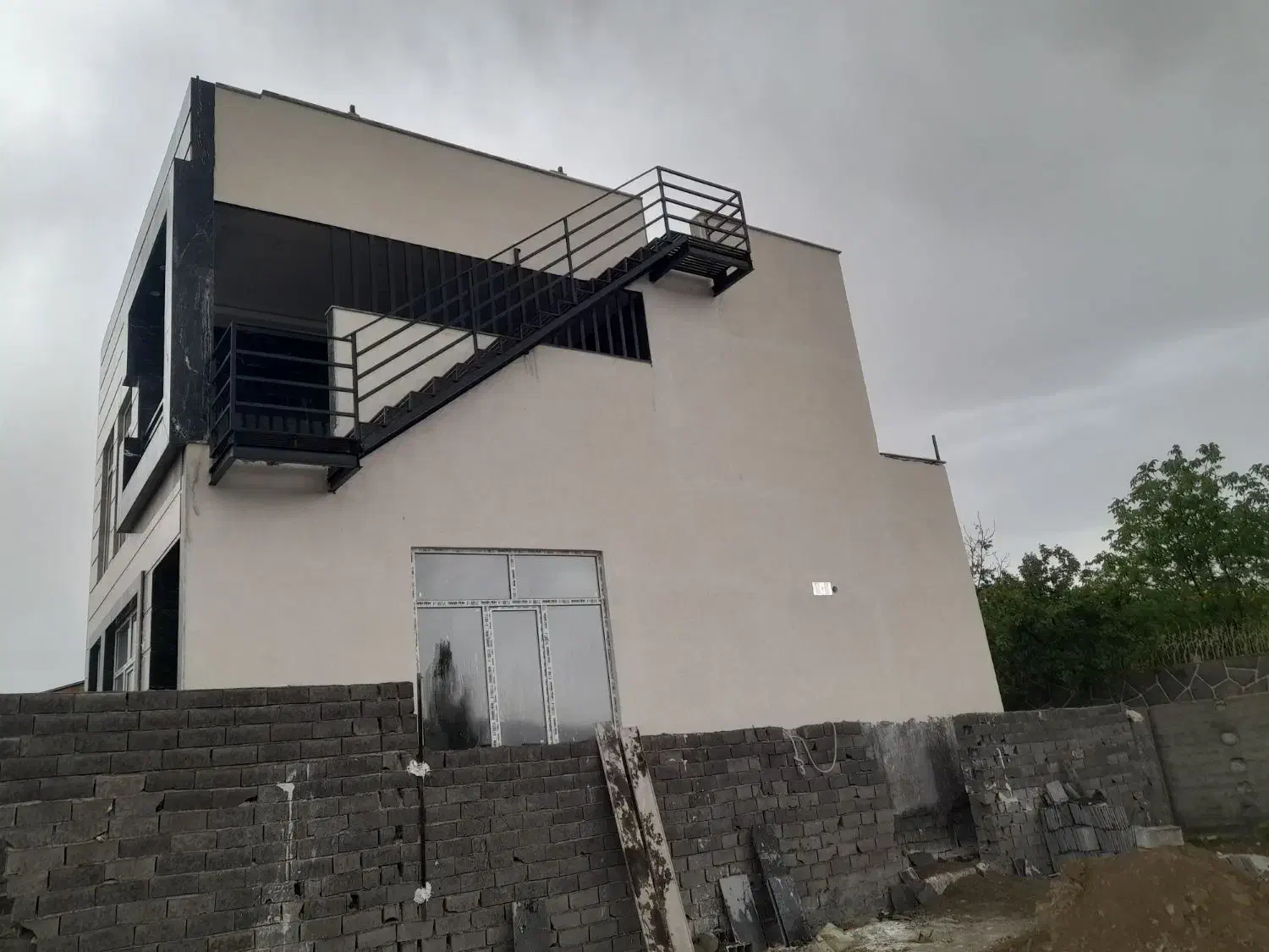 انجام دیوار کشی بلوک و سیمانکاری سیاه سفید|خدمات پیشه و مهارت|آبسرد, |دیوار