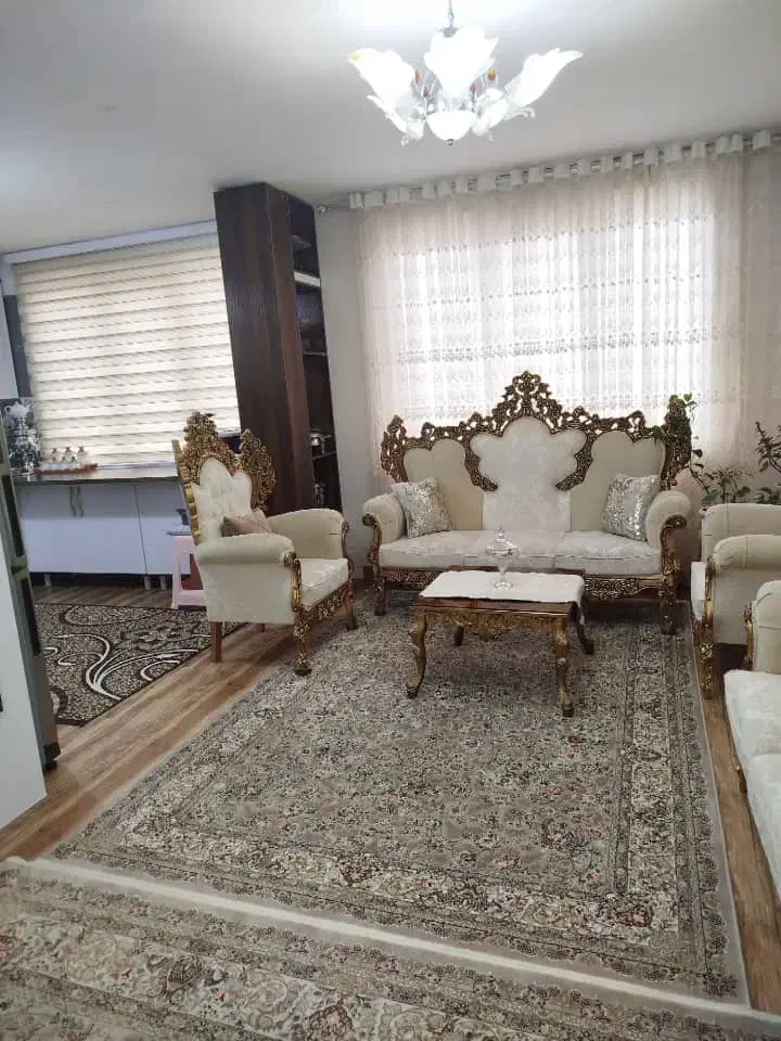 برخیابان بالا مغازه کلا یک طبقه با هوایی مارلیک|فروش آپارتمان|ملارد, |دیوار