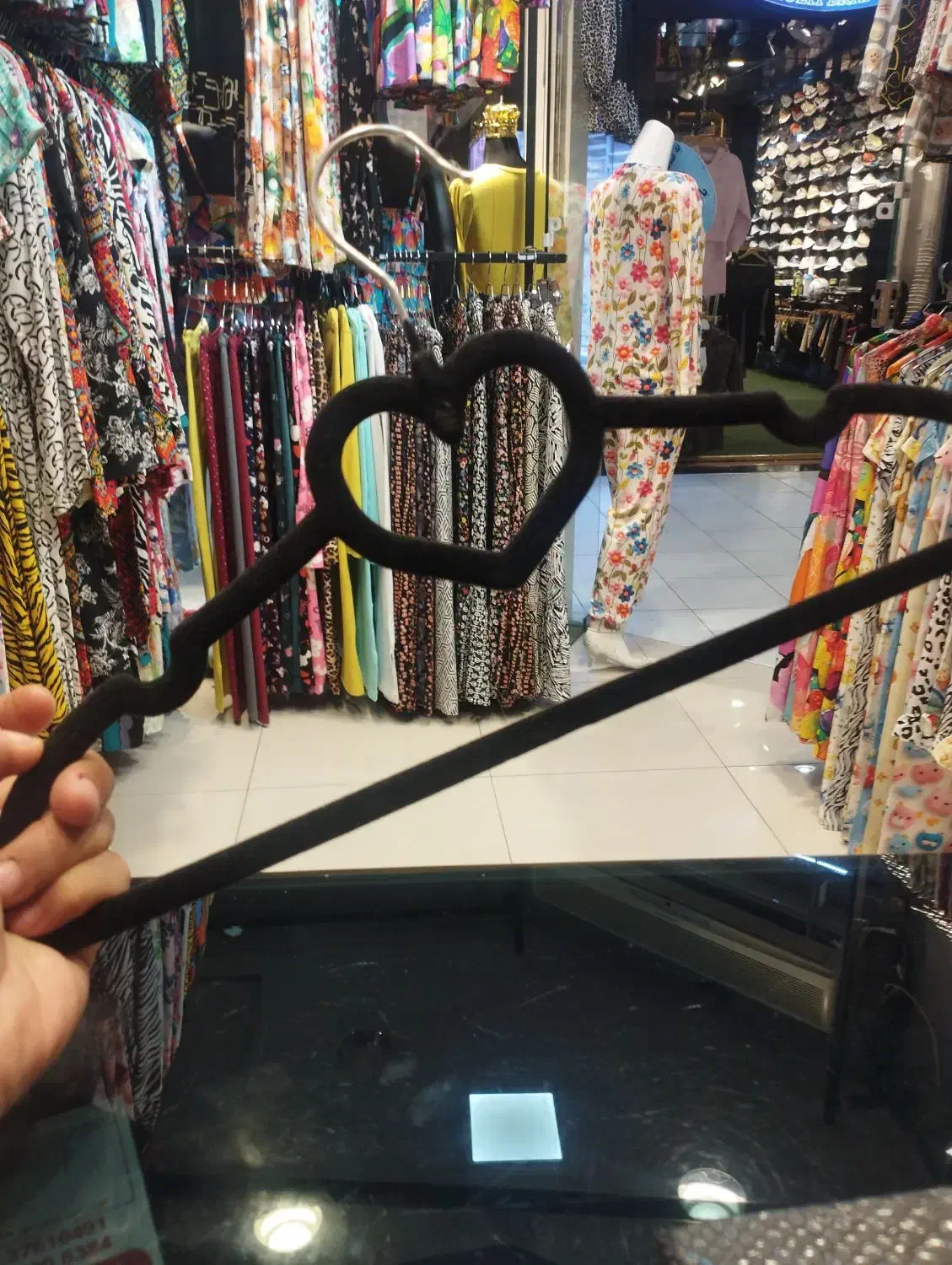 تعدادی مانکن وچوب کار|فروشگاه و مغازه|مشهد, الهیه|دیوار