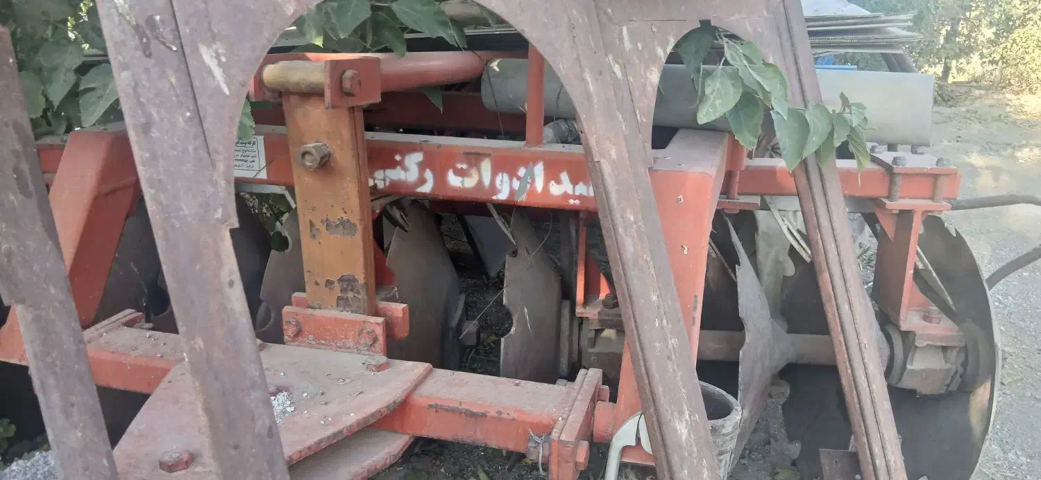 لیس 2420 گاو آهن  شخم کنتیواتر|ماشینآلات صنعتی|کرمانشاه, |دیوار