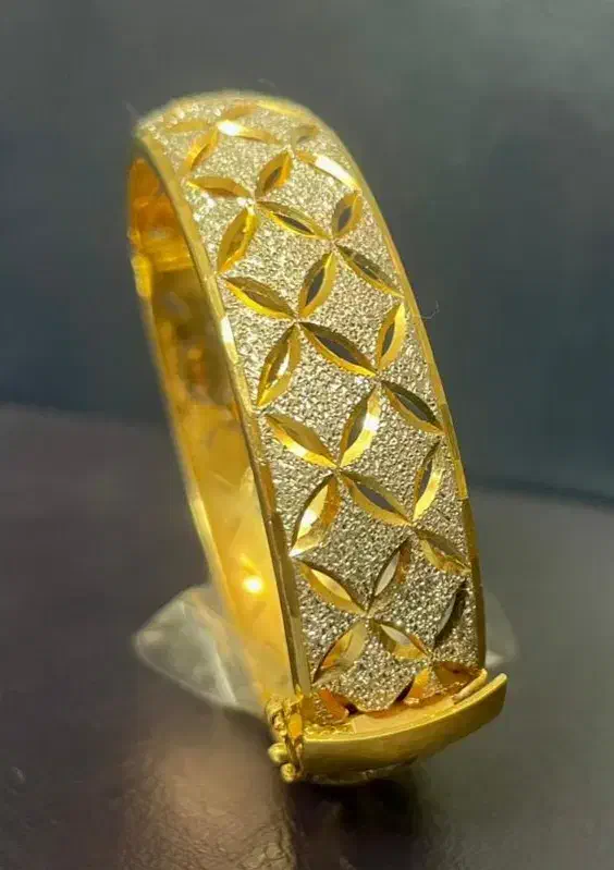 طلای نو|جواهرات|کرج, برغان|دیوار