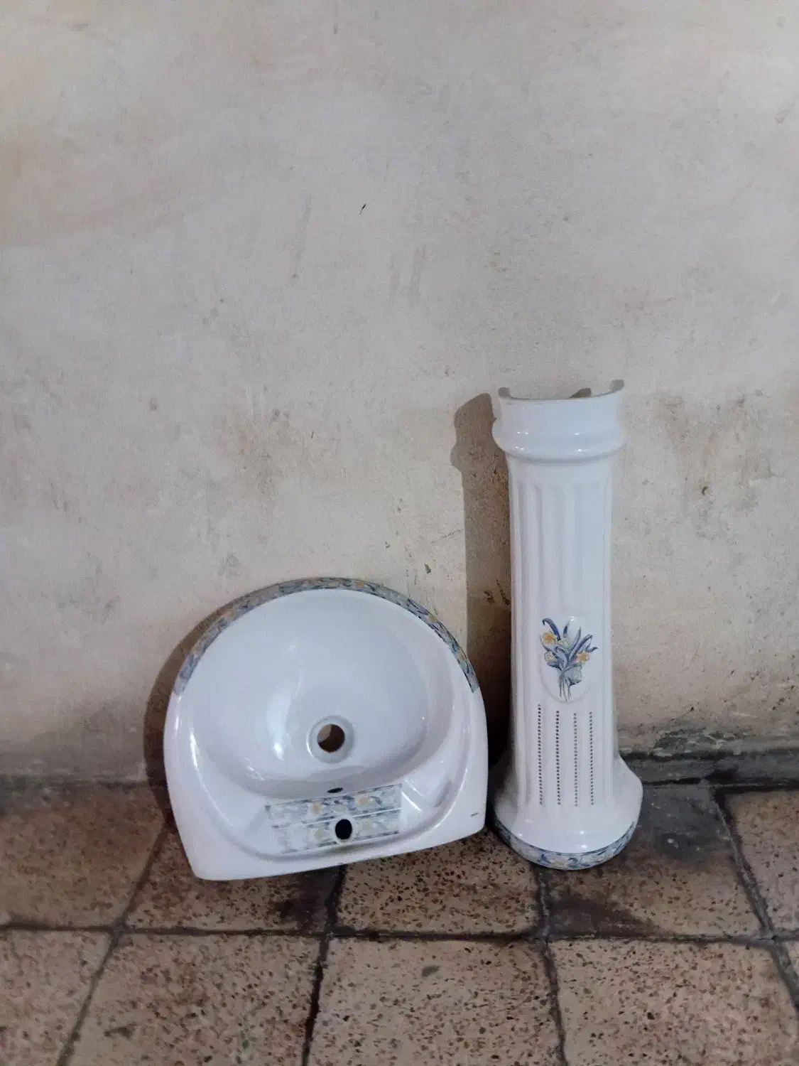 روشویی کارکردی|لوازم سرویس بهداشتی|اندیمشک, |دیوار