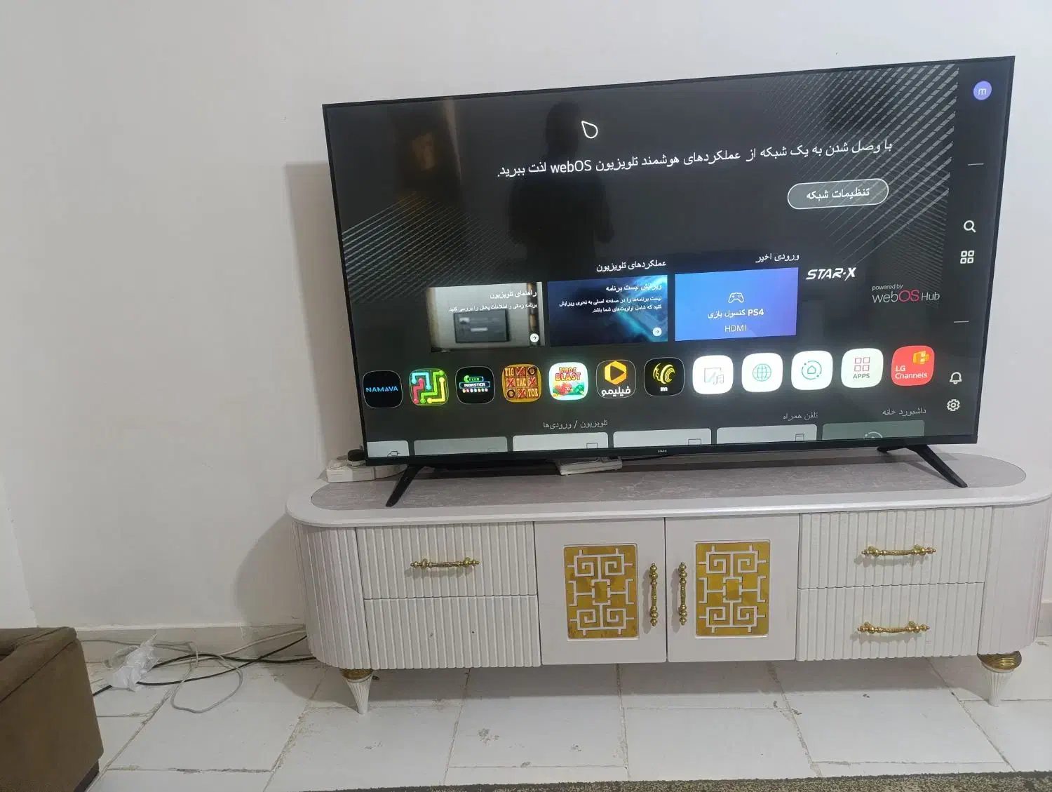 starx65|تلویزیون و پروژکتور|میناب, |دیوار