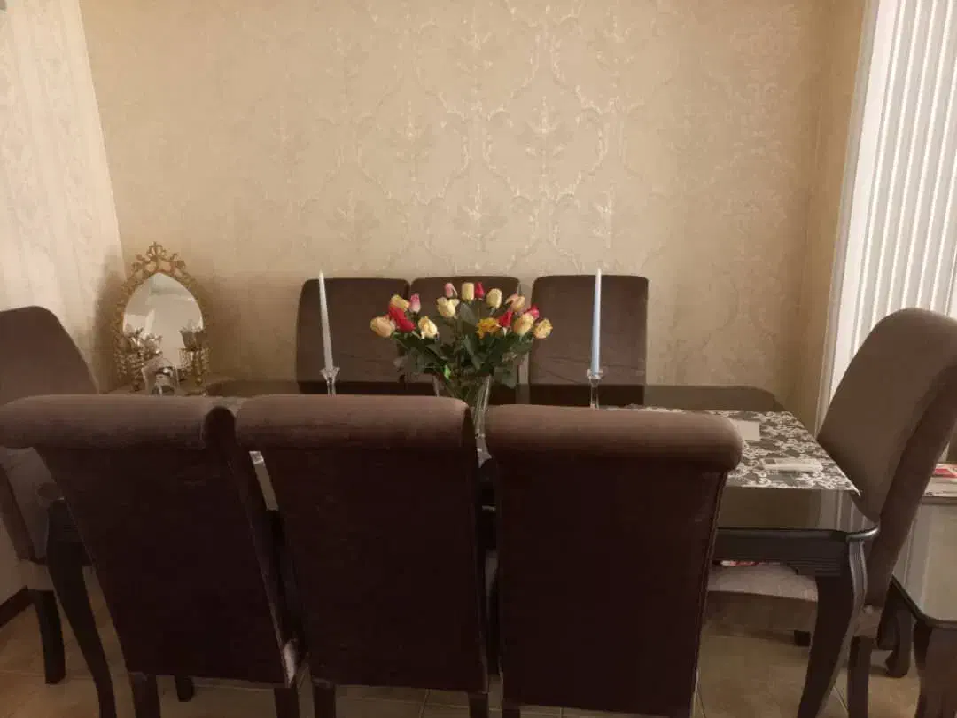 مبل هفت نفره به همراه میز ناهارخوری ۸ نفره|میز و صندلی غذاخوری|شفت, |دیوار