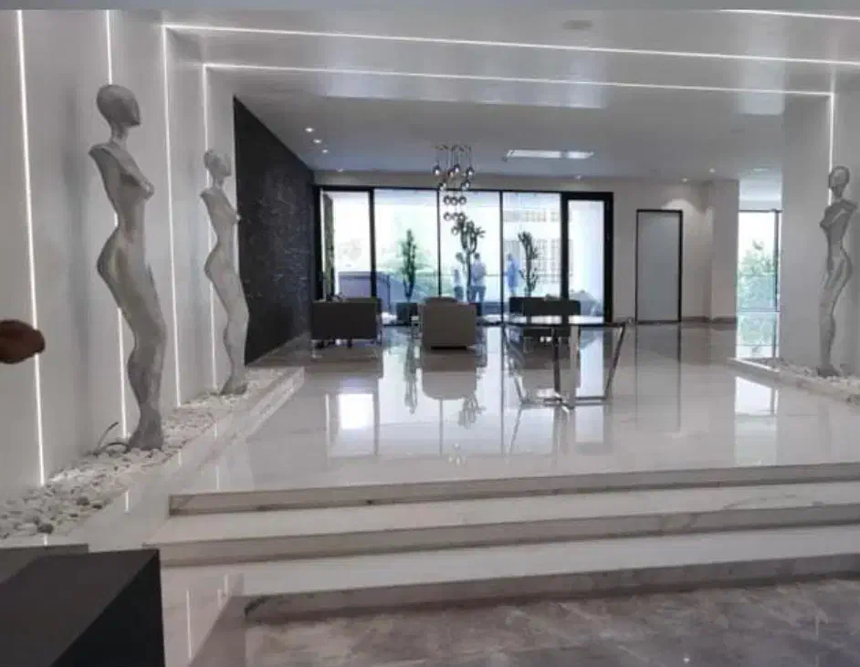 500م‌ پنت هاوس پایین روما(طبقه۱۸+ویوتراس)۴خواب