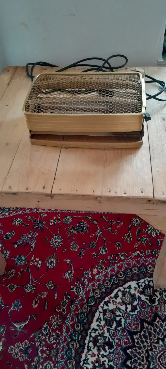 کرسی|بخاری، هیتر، شومینه|بابل, |دیوار