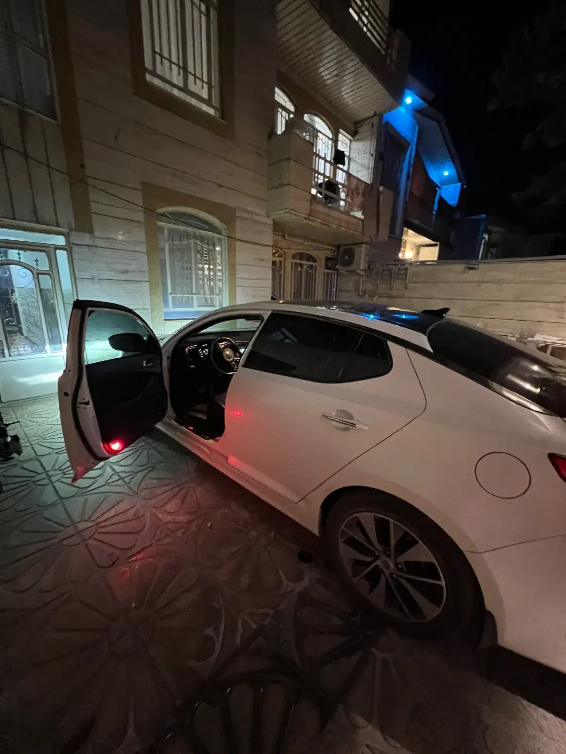 اپتیما بدون رنگ|خودرو سواری و وانت|بروجرد, |دیوار