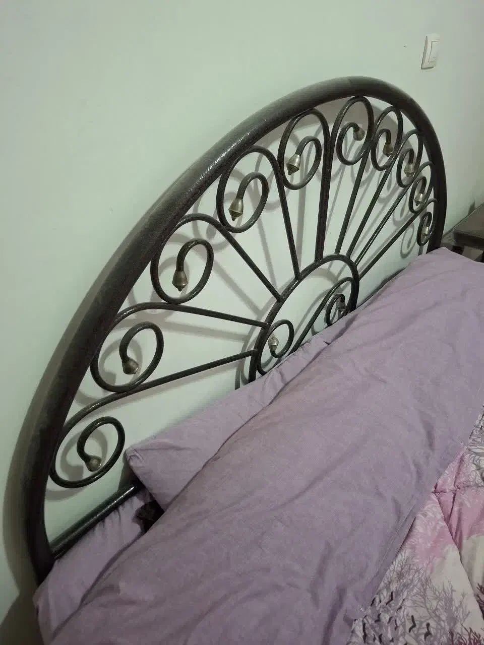 تخت دونفره و یک نفره|تخت و سرویس خواب|مبارکه, |دیوار