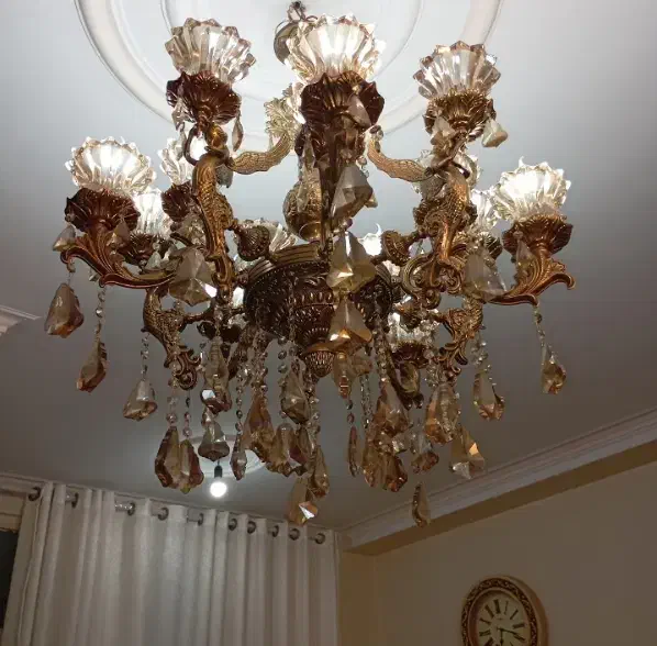 لوستر تمام برنز سنگین|لوستر و چراغ آویز|اسلام‌شهر, شهرک واوان|دیوار