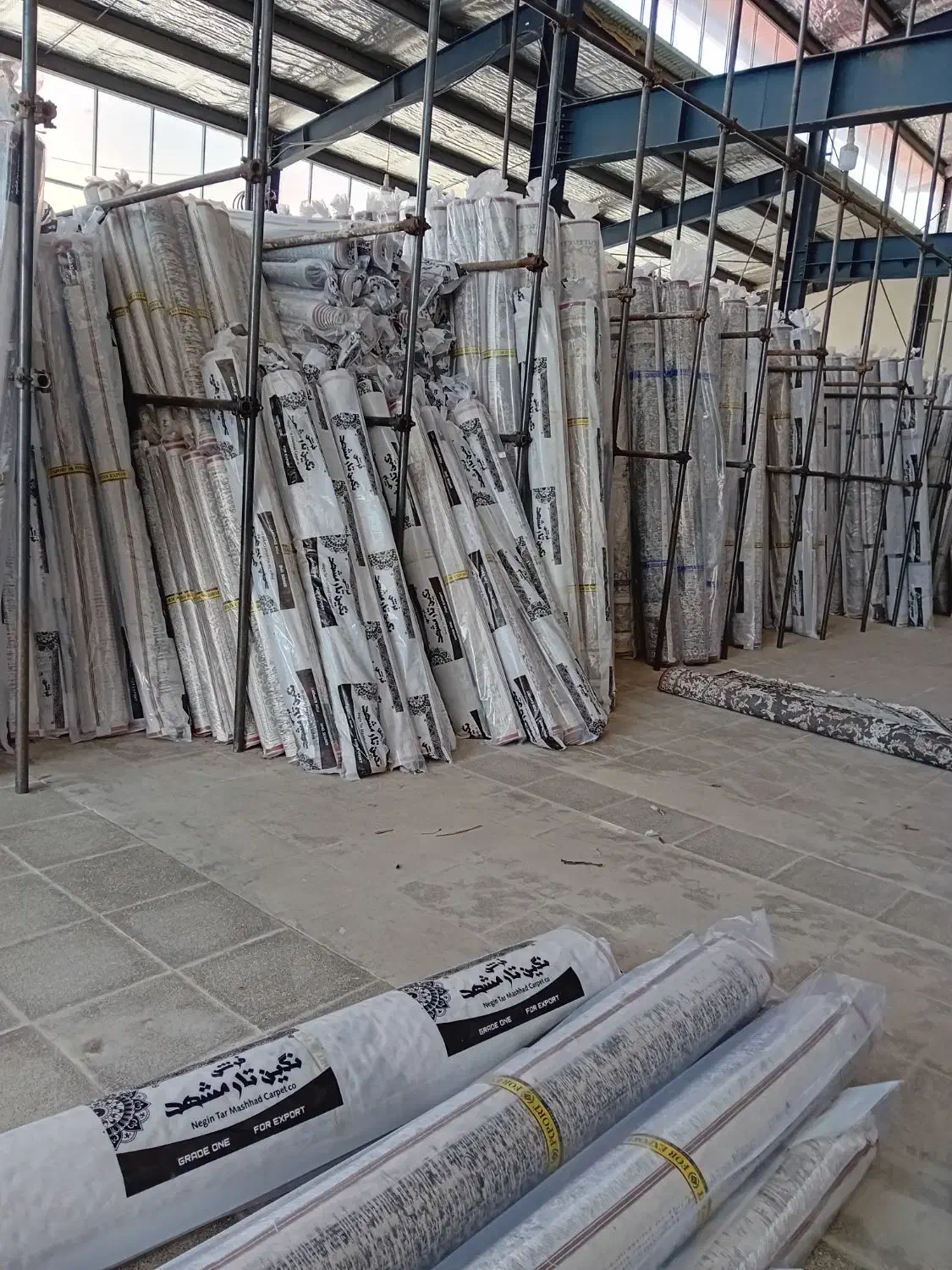 فرش ۱۲متری ۲شعبه فعال در اصفهان و کاشان چک|فرش|اصفهان, هفتون|دیوار