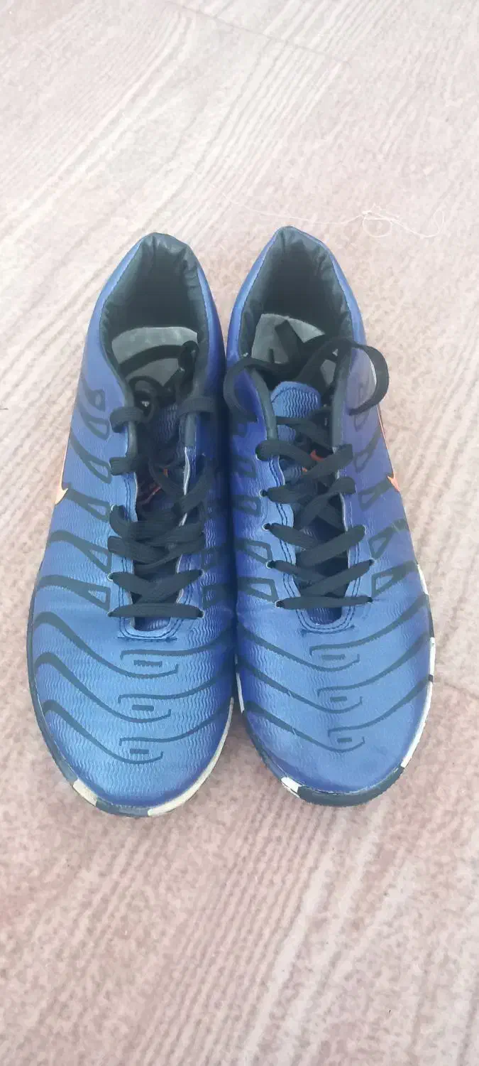 کفش فوتسال|کیف، کفش، کمربند|ملایر, |دیوار