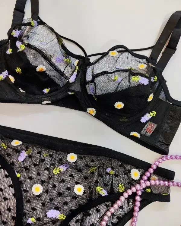 ست توری|لباس|سبزوار, کاشفی شمالی (دادگستری)|دیوار