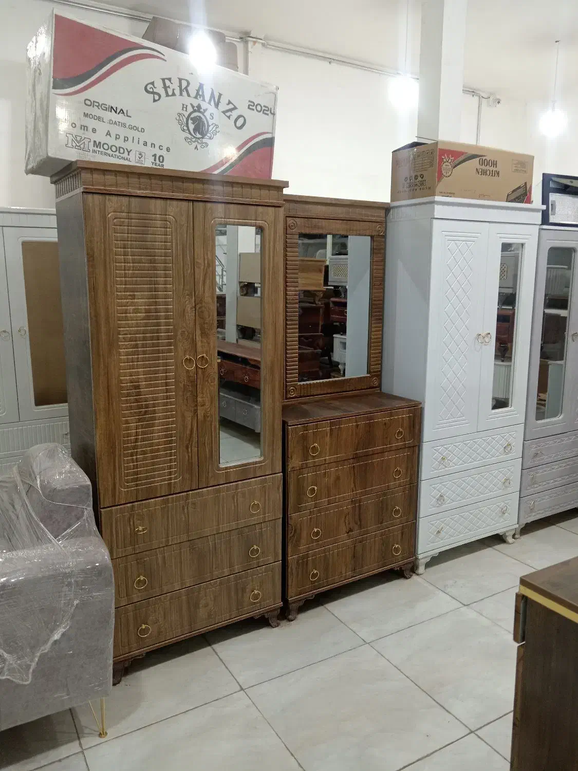 کمد لباس و دراور  جدید 4500|جاکفشی، کمد، دراور|سبزوار, طبرسی (جعفرآباد)|دیوار