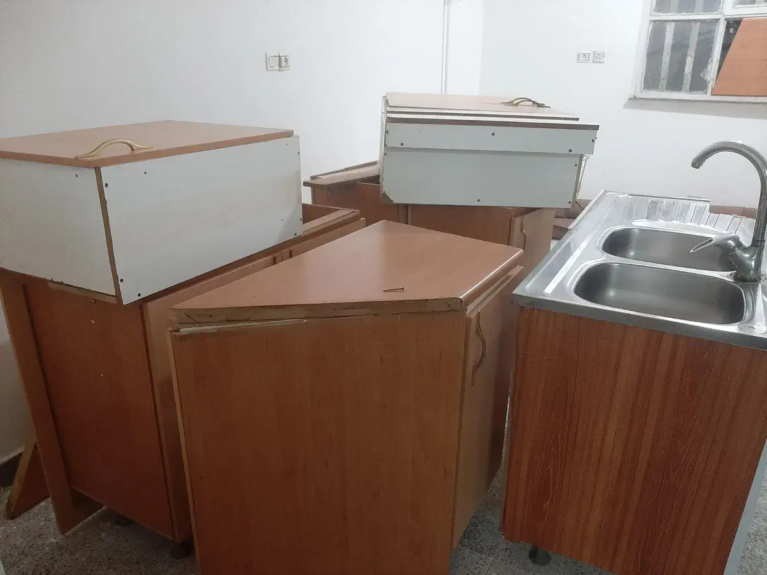 کابینت دست دوم|مصالح و تجهیزات ساختمان|اهواز, سپیدار|دیوار