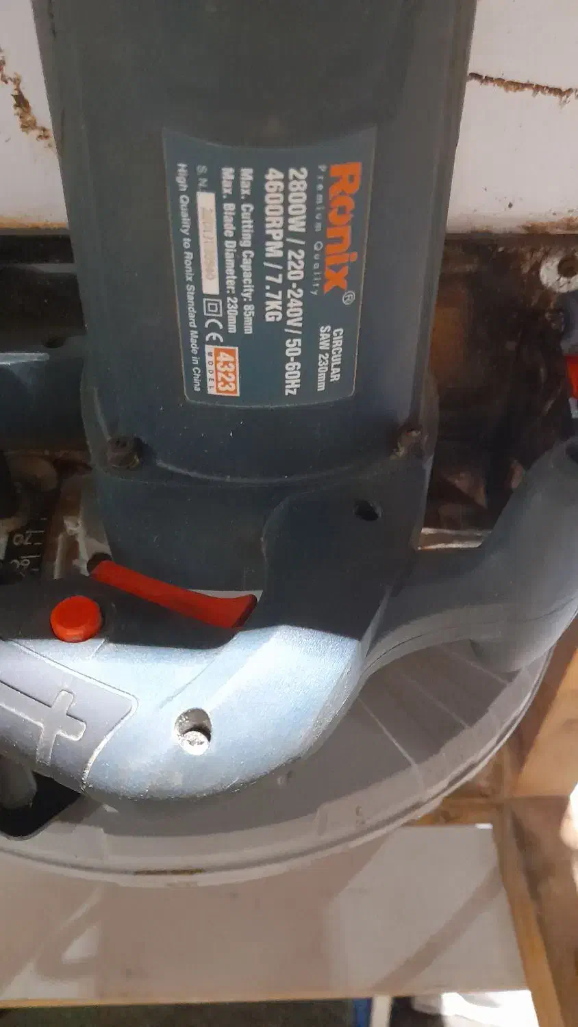 دستگاه برش رونیکس متصل به میز کار|ماشینآلات صنعتی|رودسر, |دیوار