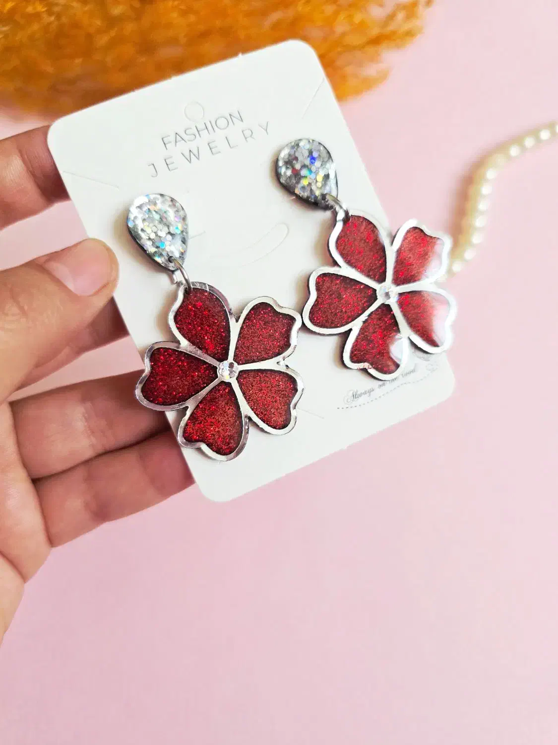 گوشواره|بدلیجات|تهران, دبستان|دیوار