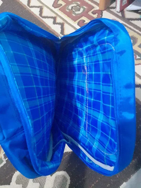 کیف پسرانه|کیف، کفش، کمربند|شیراز, بالا کفت|دیوار